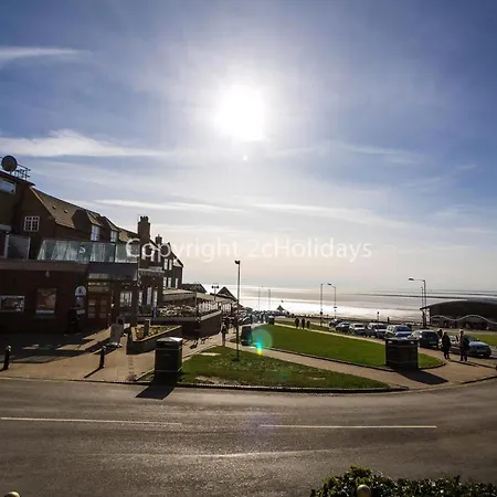 Lovely 6 Berth Caravan For Hire At Manor Park In Hunstanton Norfolk Ref 23044S Exterior photo